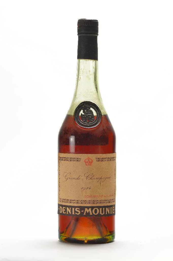 1 Flasche 1914 Denis-Mounie Grand Champagne,Cognac, ca. 70 cl, Abstand zwischen Kapsel undCognac: ca. 7,5 cm, unverkostet, sehr selten im Angebot, ...
