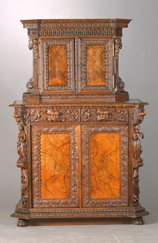 Kabinettschrank, wohl Belgien, um 1880-1890,im Renaissance-Stil, auf Rahmen gearbeitet, Rahmen: Eiche massiv, Wurzelnussfurnier, z.T. gespiegelt ...