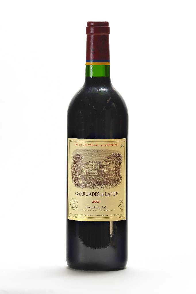 1 Flasche 2001 Carruades de Lafite, DomainesBarons de Rothschild, Pauillac , ca. 75 cl, ca. 12,5 % Vol., ca. into neck, Etikett l. beschmutzt, 87 ...