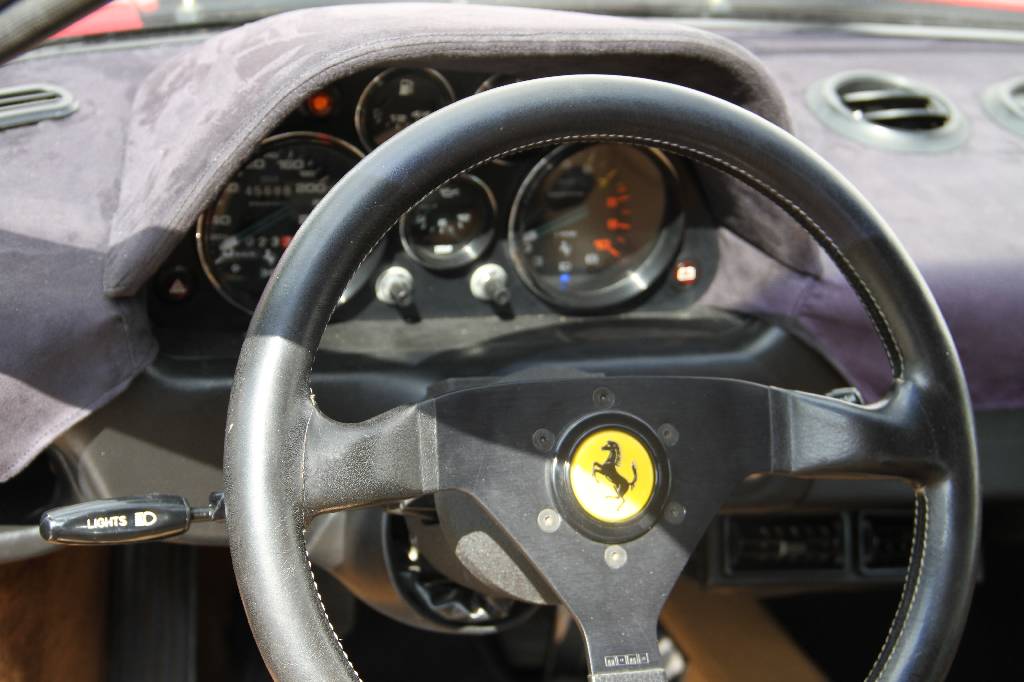 Detail c: Ferrari 308 GTB Quattrovalvole, Fahrgestellnummer ZFFLA12B00004 EZ 07.1983, Laufleistung 45.800 km, HU 05.2018, H-Zulassung, 173 kW/ 235 PS, 8- ...