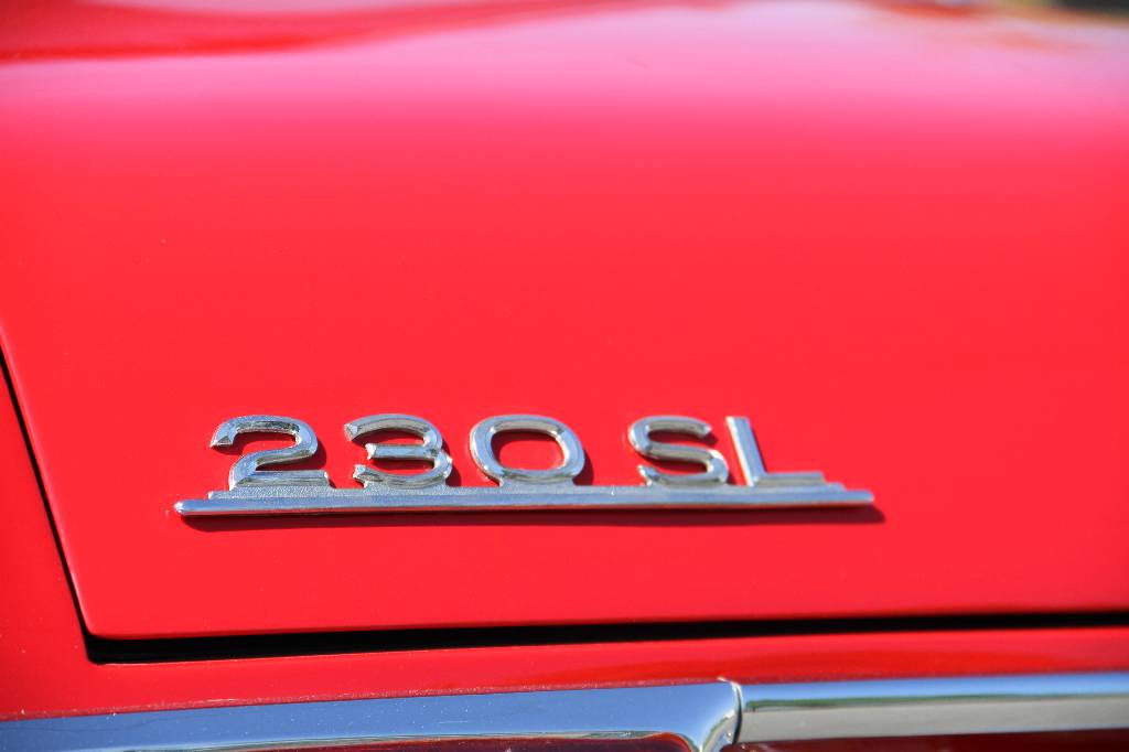 Detail i: Mercedes-Benz 230SL Pagode, Fahrgestellnummer: 012867230SL, BJ 1966, 2. Hand in den USA, H-zulassungsfähig, 110 kW/ 150 PS, 6-Zylinder, ...