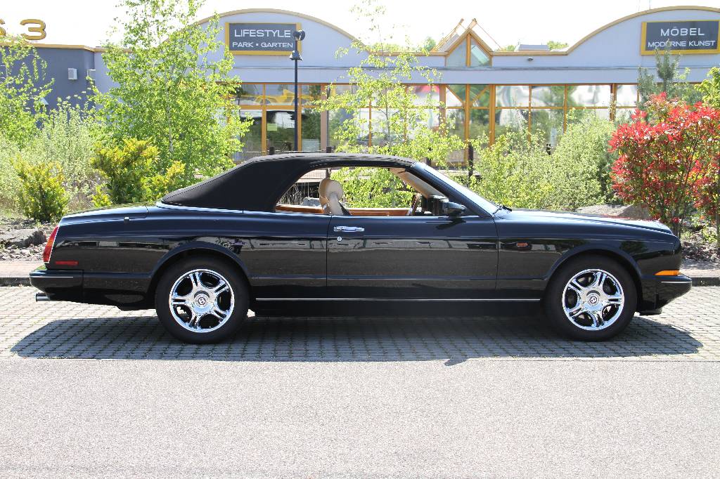 Detail a: Bentley Azure Cabriolet, EZ 07.1997, Laufleistung ca. 48.770 miles, 286 kW/ 389 PS, 8-Zylinder, Automatikgetriebe, schwarz, Leder beige, Classic Data ...