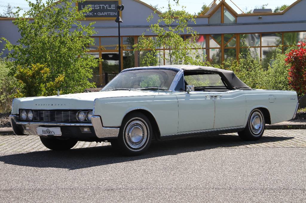 Lincoln Continental 4-Door Convertible, EZ 07.1967, Laufleistung ca. 69.700 miles abgelesen, H-Zulassung, Automatikgetriebe, weiß, Leder schwarz, ...