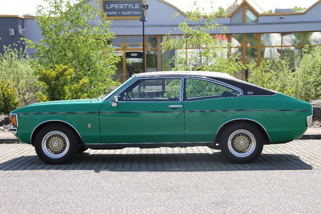 Detail b: Ford Granada GXL, EZ 12.1973, Laufleistung ca. 86.840 km, H-Zulassung, 92 kW/ 125 PS, 6- Zylinder, Automatikgetriebe, grün, schwarz, Getriebe ...