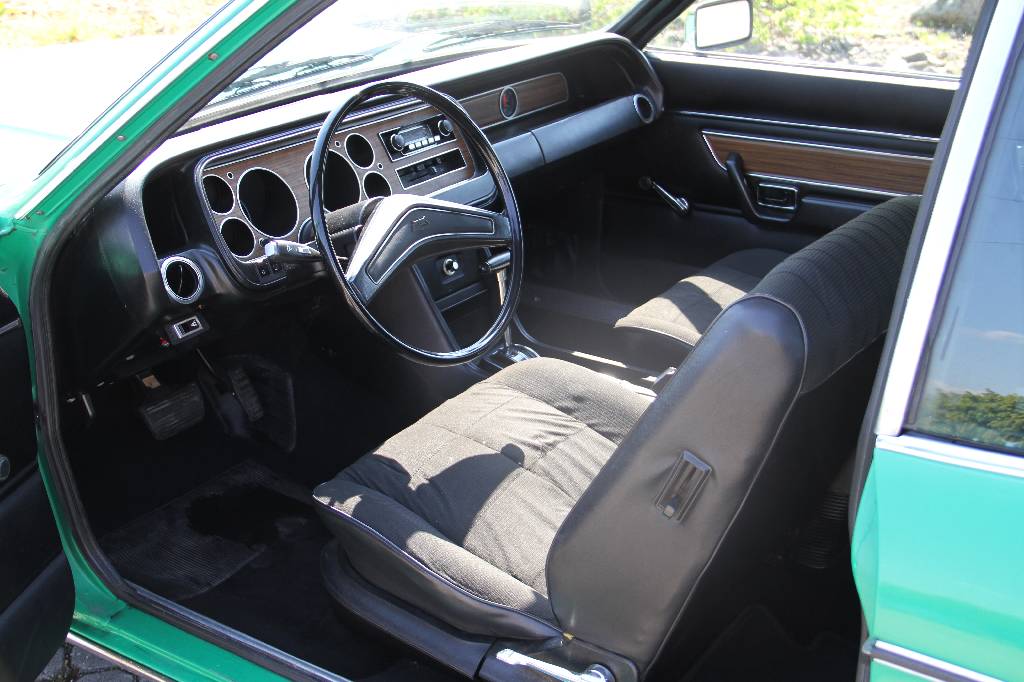 Detail c: Ford Granada GXL, EZ 12.1973, Laufleistung ca. 86.840 km, H-Zulassung, 92 kW/ 125 PS, 6- Zylinder, Automatikgetriebe, grün, schwarz, Getriebe ...
