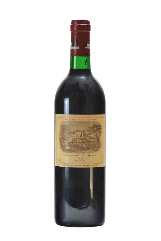 1 Flasche 1988 Chateau Lafite-Rothschild, Pauillac, ca. 75 cl, ca. 12,5 % Vol., ca. intoneck, unverkostet, sehr selten im Angebot, sammelwürdig, ...