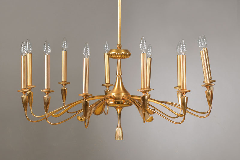 Deckenlampe, deutsch, um 1965, 12 Brennstellen, diese paarig angeordnet, Akkanthusblattanspielung, Bronze vergoldet, schwere Qualität, ...