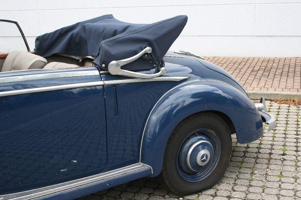 Detail d: Mercedes-Benz 170 S Cabrio, Fahrgestellnummer 13604209979, EZ 07.1950, 2. Hand, Laufleistung ca. 500 km nach Restaurierung, H- zulassungsfähig, 38 ...