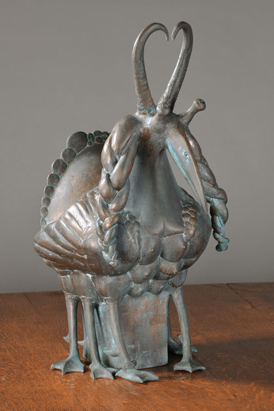 Gernot Rumpf, geb. 1941, weibliche Gamsdritsche, Bronzeskulptur von 1996, signiert und datiert, Unikat, H. ca. 56cm, nach dem Gedanken des Künstlers ...