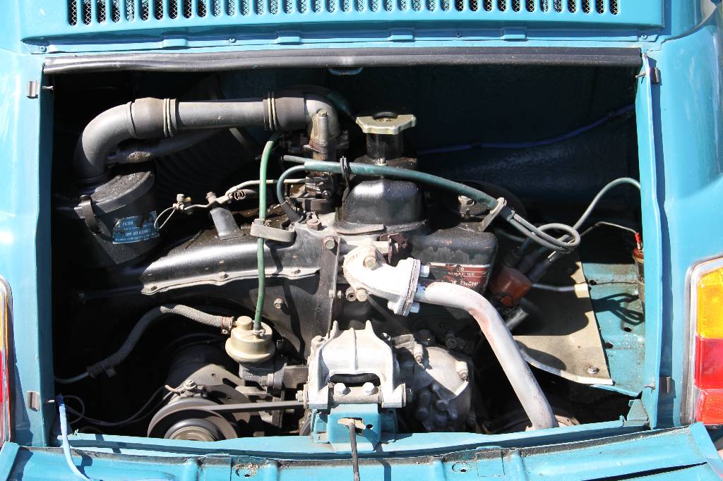 Detail d: Fiat 500 L Limousine, Fahrgestellnummer 110F6048765, EZ 01.06.1971, 3. Hand, Laufleistung 20.071 km abgelesen, H-Zulassung ja, 13 kW/ 18 PS, ...