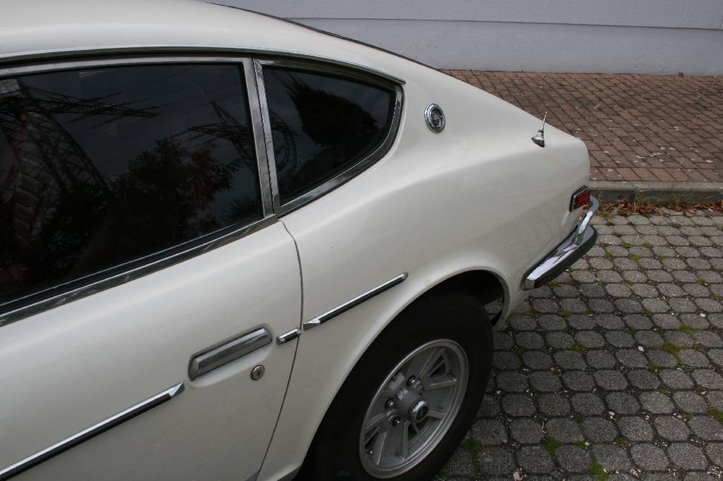Detail c: Datsun 240 Z Coupé, Fahrgestellnummer HLS3053686, EZ 1972, Fahrzeughalter unbekannt, Laufleistung 37.885 mls abgelesen, H-Zulassung nein, 111 kW/ ...