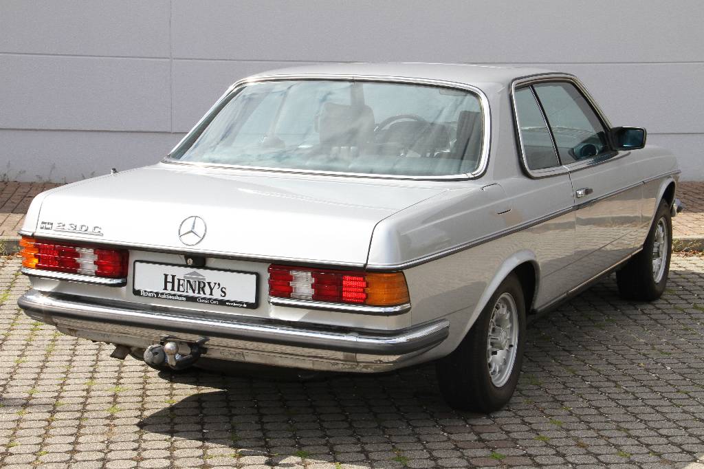 Detail a: Mercedes Benz 230 C Coupé, Fahrgestellnummer WDB12304312015277, EZ 25.09.1979, 3. Hand, Laufleistung 125.000 km abgelesen, HU fällig, H-Zulassung ...