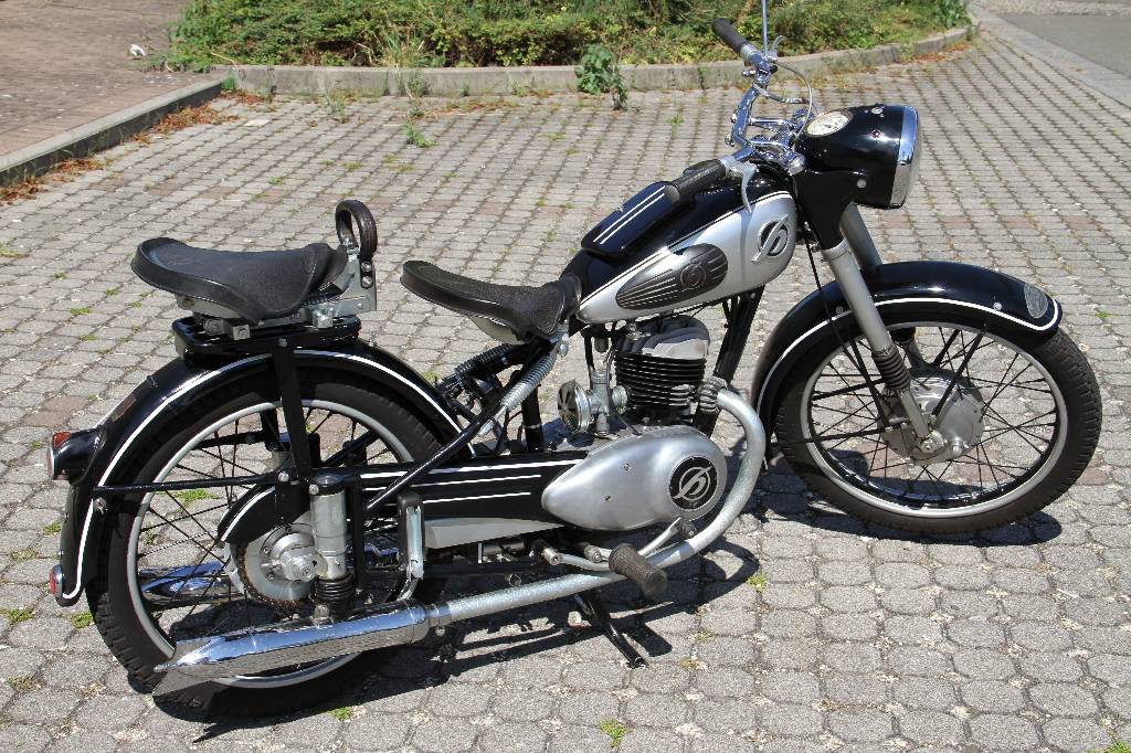 Detail a: Hoffmann MR 175 Motorrad, Fahrgestellnummer 175719, EZ 04.1952, 1. Hand, Laufleistung 38.077 km abgelesen, H-Zulassung sofort möglich, 6 kW/ 8.1 PS, ...