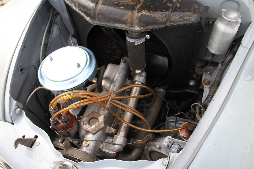 Detail h: Fiat Topolino Giardiniera Belvedere, Fahrgestellnummer 20865FE, EZ 03.09.1953, Fahrzeughalter unbekannt, Laufleistung 12.197 km abgelesen, 12 kW/ ...
