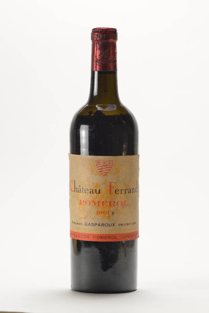 1 Flasche 1961 Chateau Ferrand, Pomerol, ca. 75 cl, ca. upper mid shoulder, unverkostet, selten im Angebot, guter Erhaltungszustand, Etikett min. ...