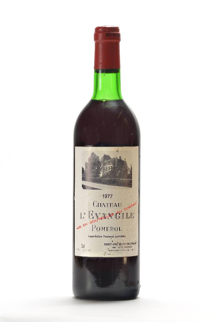3 Flaschen 1977 Chateau L'Evangile, Pomerol,je ca. 75 cl, Füllstände: ca. upper mid shoulder und besser, Etiketten l. beschmutzt, selten im ...