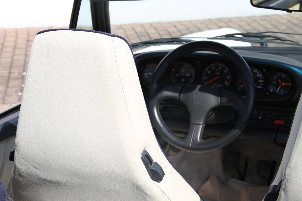 Detail d: Porsche, 911 Turbo 3.3, Cabriolet, Fahrgestellnummer WPOEB0938KS070219, EZ 04.01.1989, Laufleistung 112.724 km abgelesen, HU neu, 210 kW/ 286 PS, 6- ...