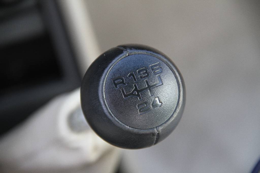 Detail h: Porsche, 911 Turbo 3.3, Cabriolet, Fahrgestellnummer WPOEB0938KS070219, EZ 04.01.1989, Laufleistung 112.724 km abgelesen, HU neu, 210 kW/ 286 PS, 6- ...