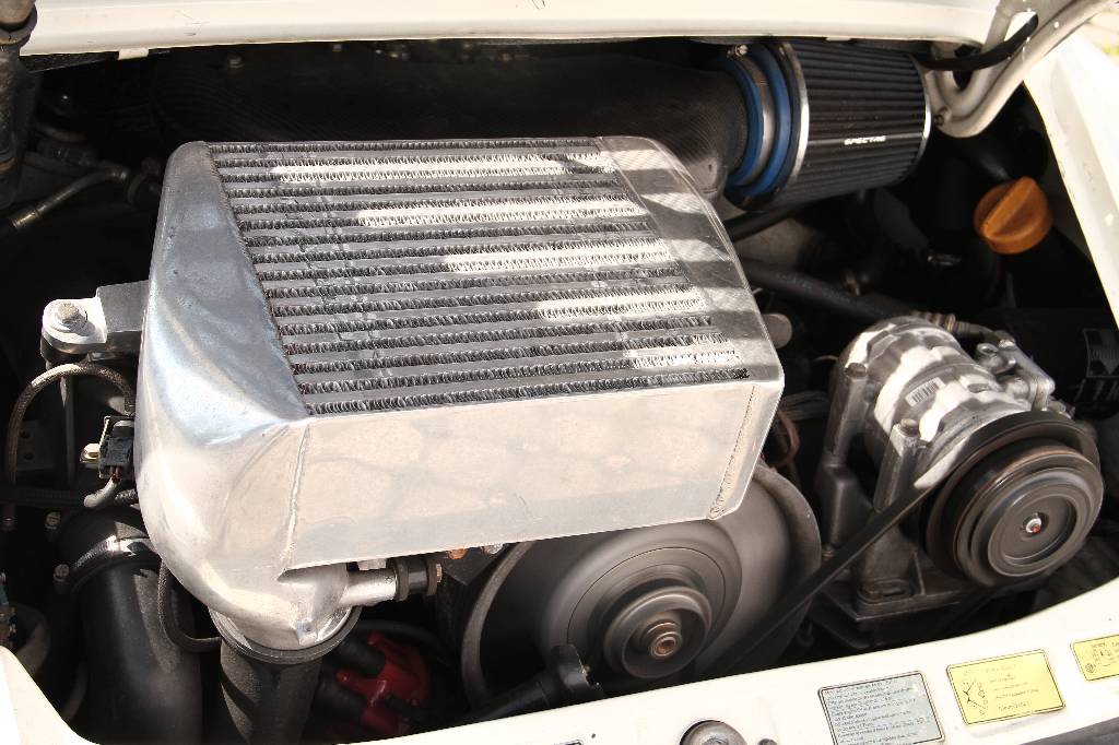 Detail i: Porsche, 911 Turbo 3.3, Cabriolet, Fahrgestellnummer WPOEB0938KS070219, EZ 04.01.1989, Laufleistung 112.724 km abgelesen, HU neu, 210 kW/ 286 PS, 6- ...