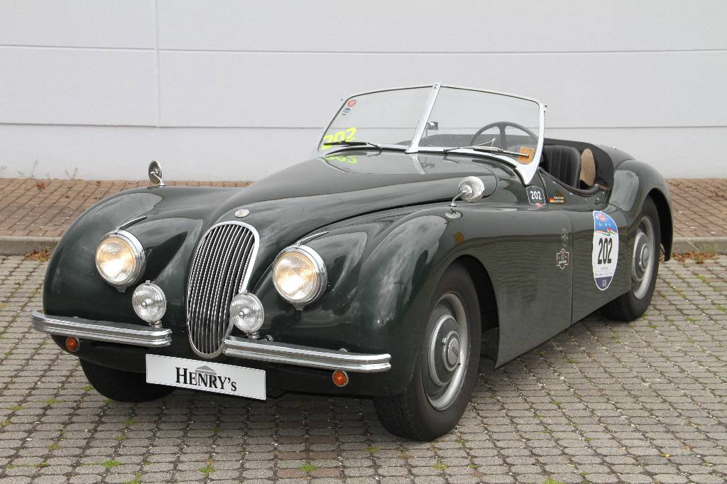 Jaguar XK 120 Ots Roadster, Fahrgestellnummer 670925, EZ 11.10.1950, Laufleistung 33.378 mls abgelesen, 118 kW/ 160 PS, 6-Zylinder, 4-Gang ...