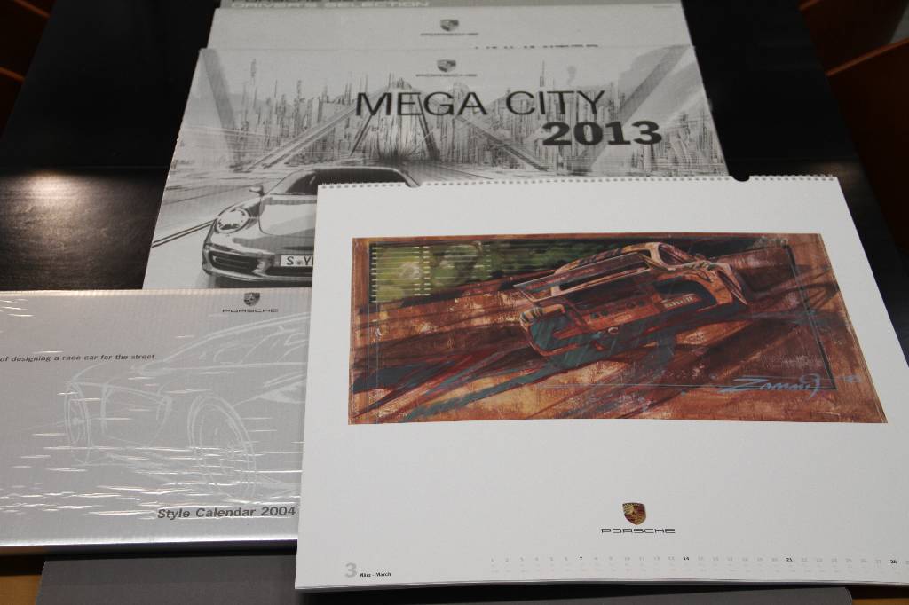 Ausgesuchte Sammlerkalender des Hauses Porsche, Alle limitiert! Teilweise fotografische Abbildungen und auch künstlerische Darstellung von aktuellen ...