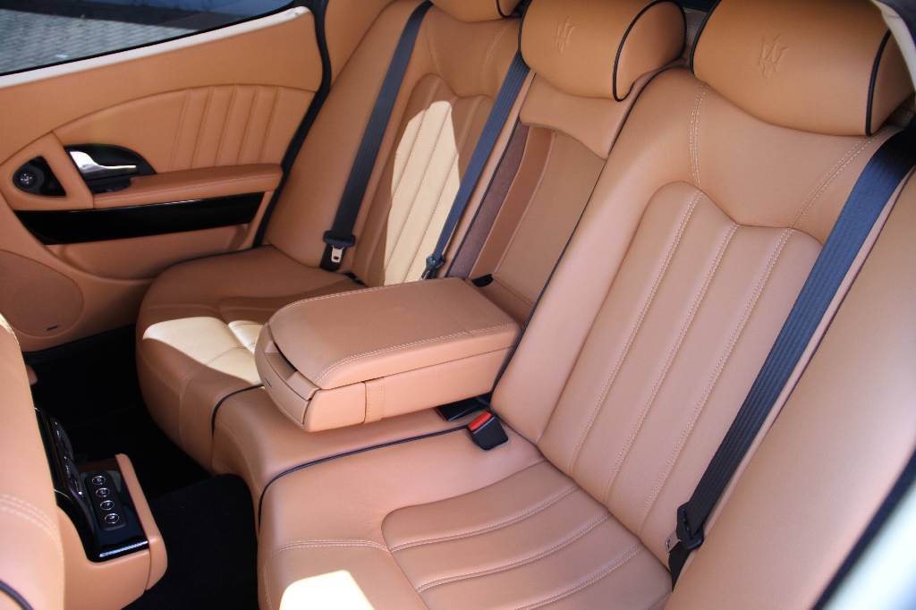 Detail c: Maserati Quattroporte GTS, Fahrgestellnummer ZAMFD393000034754, EZ 05.2008, Laufleistung ca. 55.200 km, HU bis 04.2018, 294 kW/ 400 PS, 8-Zylinder, ...