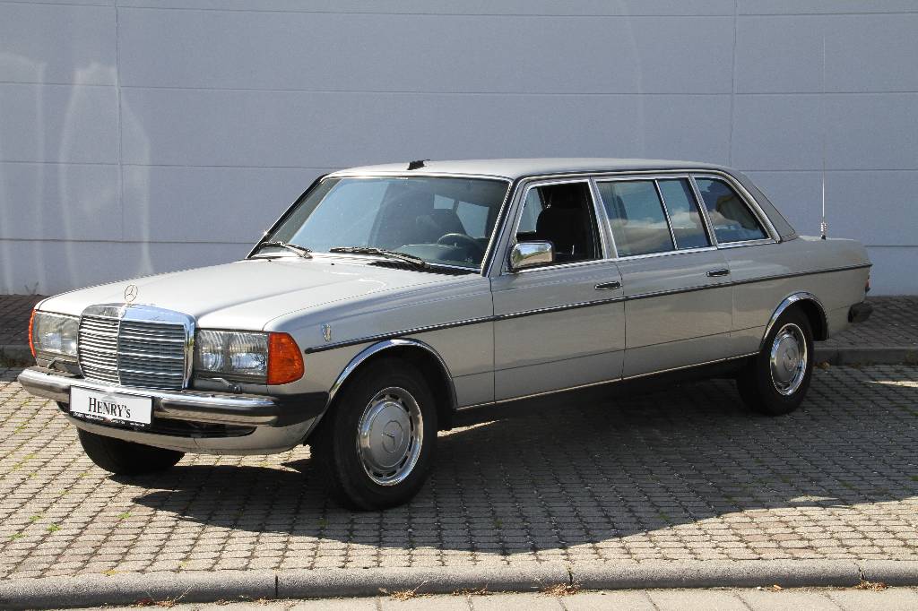 Mercedes-Benz 250 Lang W123, Fahrgestellnummer: WDB1230281A021064, EZ 09.1983, Laufleistung ca. 162.513 km abgelesen, H-zulassungsfähig, 103 kW/ 140 ...