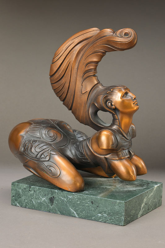 Ernst Fuchs, 1930-2015, Sphinx, Bronzeskulptur, signiert und nummeriert 142/1000, Gießerstempel Strassacker, auf Marmorsockel, an einem Bein locker, ...