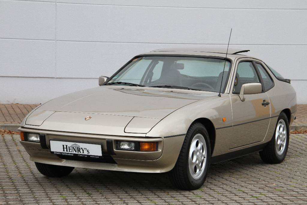 Porsche 924 S Targa Coupé, Fahrgestellnummer WPOZZZ92ZGN402407, EZ 27.02.1986, 7. Hand, Laufleistung ca. 188.825 km, HU 06.2017, keine H-Zulassung ...