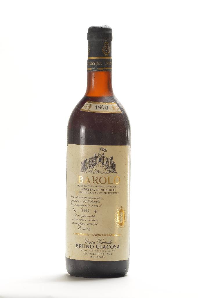1 Flasche 1974 Bruno Giacosa Barolo, Füllstand: ca. top shoulder, ca. 75 cl, unverkostet, selten im Angebot, Kapsel l. oxidiert, Etikett l. ...