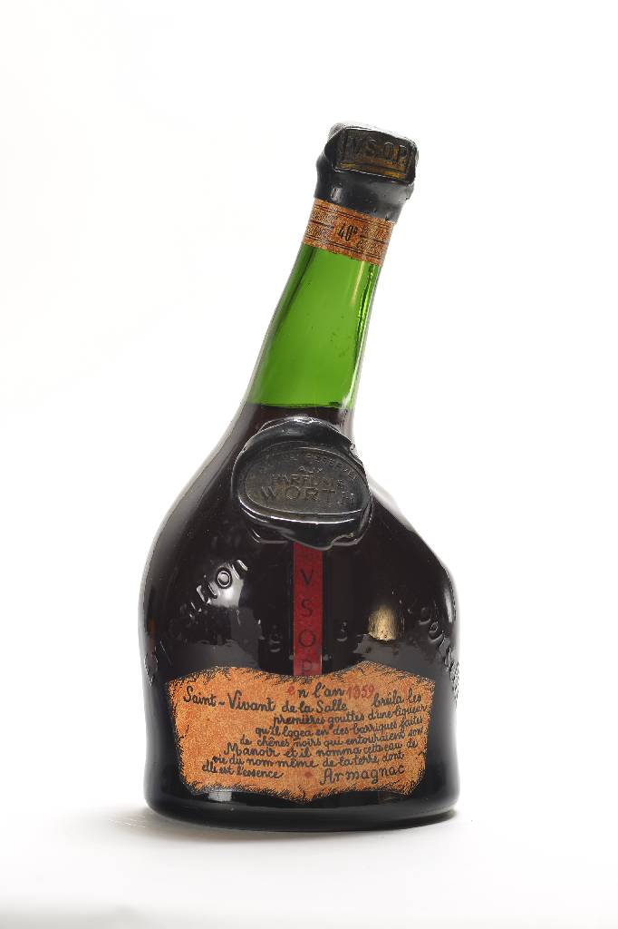1 Flasche Saint-Vivant-Grand Armagnac VSOP (Very Superior Old Pale), Distributeur Besseet Paret, Exposition Universelle 1937, ca. 70 cl, 40 % Vol., ...