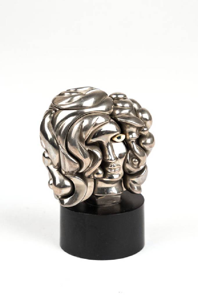 Miguel Berrocal, 1933-2006, Portrait de Michèle, Skulptur aus 17 Teilen zusammengesetzt, Messing, das Auge ist ein Ring, silberfarben, signiert und ...