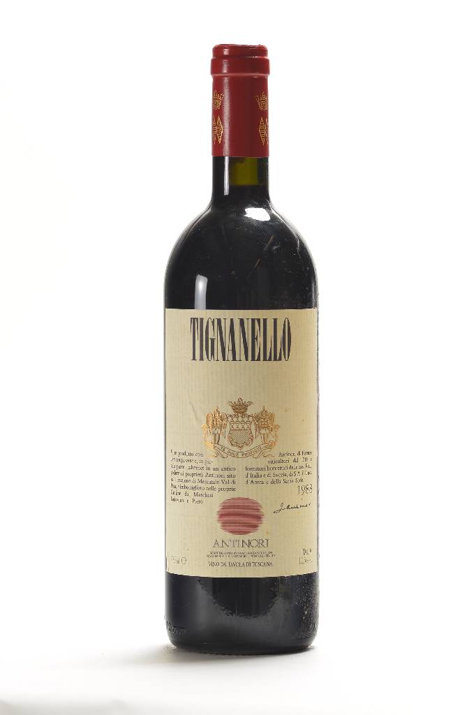 2 Flaschen Marchesi Antinori Tignanello, Toscana, Jahrgänge: 1985 und 1988, je ca. 75 cl, Füllstände: je ca. top shoulder, unverkostet, selten im ...