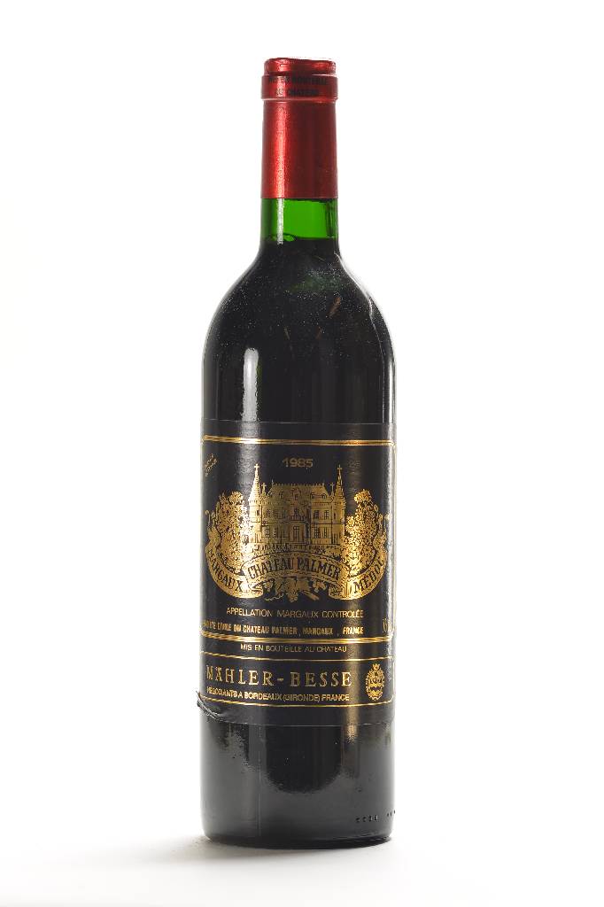 3 Flaschen 1985 Chateau Palmer, Margaux, Mähler-Besse, je ca. 75 cl, unverkostet, Füllstände: je ca. top shoulder und besser, selten im Angebot, ...