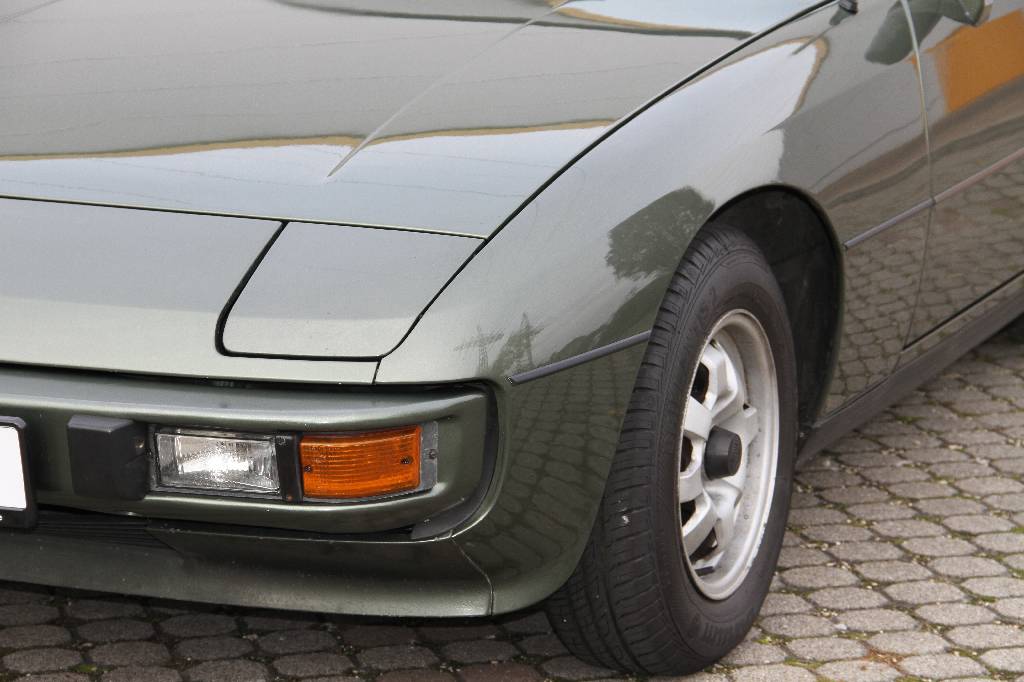 Detail a: Porsche 924 Targa Automatik Coupé, Fahrgestellnummer 92A0414116, EZ 20.12.1979, 3. Hand, Laufleistung ca. 158.000 km, HU 10.2016, H-Zulassung, 92 ...