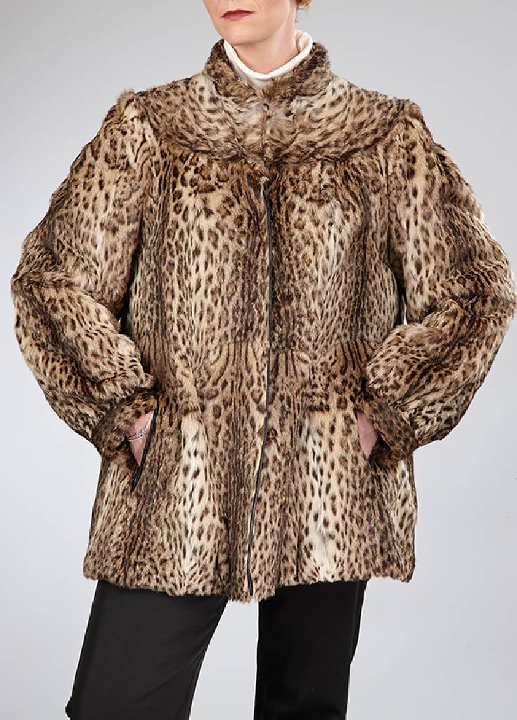 Longjacke aus Tigerkatze, Gr. ca. 40/42, Ärmel mit Bündchen, Rückenl. ca. 74 cm, Cites-Bescheinigung anbei, bitte beachten Sie die ...