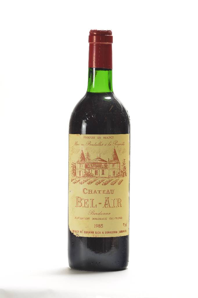 3 Flaschen 1985 Chateau Bel-Air, je ca. 75 cl, Füllstände: je ca. top shoulder, Etiketten l. besch., selten im Angebot, unverkostet