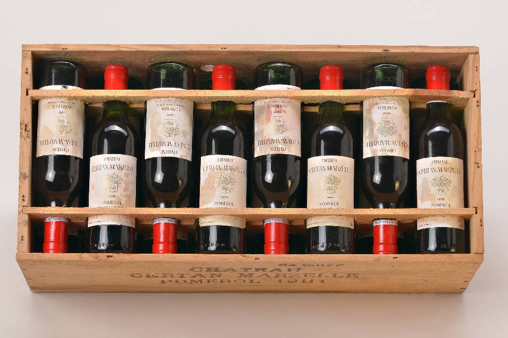 24 Demi-Flaschen 1981 Chateau Certan-Marzelle, Pomerol, je ca. 37,5 % Vol., 12 % Vol., Füllstände: je ca. top shoulder und besser, unverkostet, ...