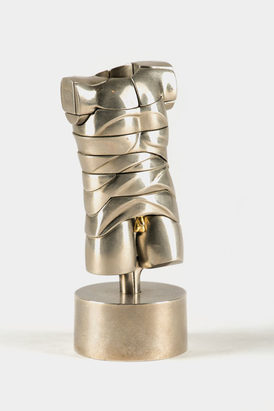 Miguel Berrocal, 1933-2006, Mini David, 1968, Metallskulptur aus 22 Elementen und einem Ring, signiert und nummeriert 8451/9500,H. ca. 14 cm, ein ...