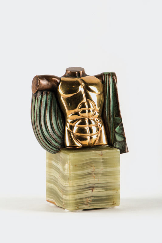 Miguel Berrocal,1933-2006, Eros, Torso mit Brustpanzer und Umhang, Bronzeskulptur auf grünem Onyx-Sockel, signiert und nummeriert 6800/14999, ...