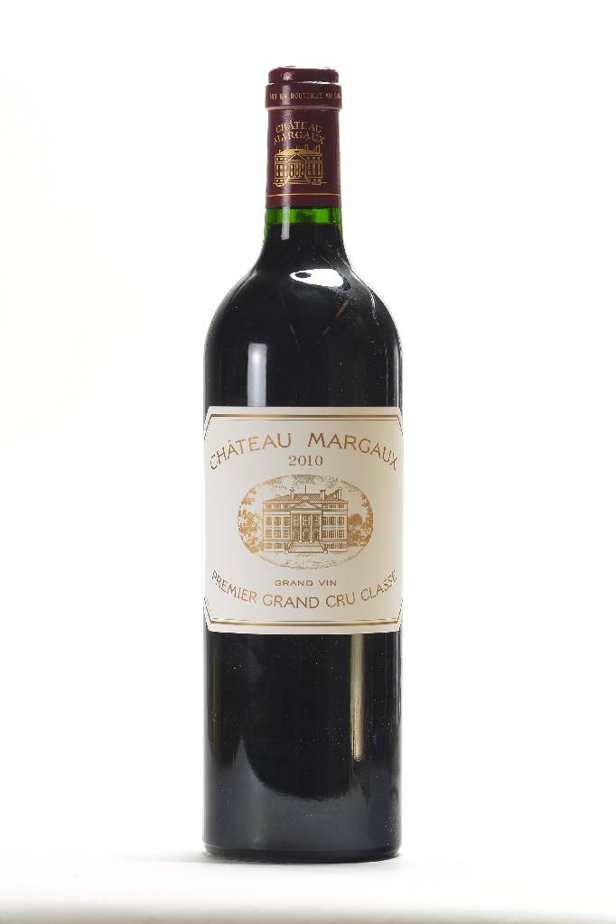 1 Flasche 2010 Chateau Margaux, Margaux, Premier Grand Cru Classe, ca. 75 cl, Füllstand: ca. into neck, 13,5 % Vol, unverkostet, selten im Angebot, ...