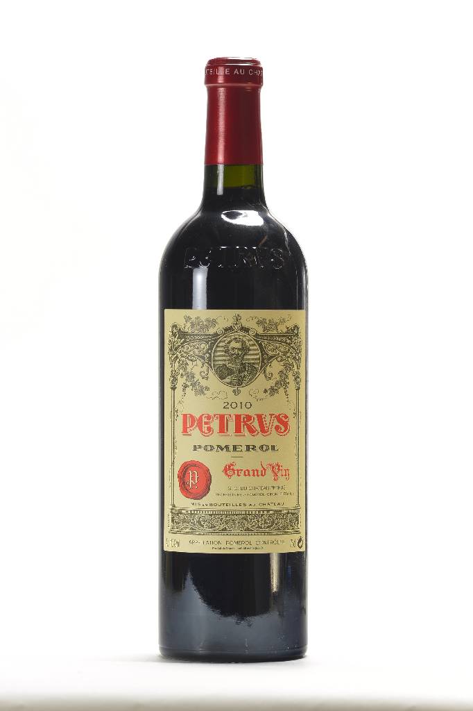 1 Flasche 2010 Chateau Petrus, Pomerol, ca. 75 cl, Füllstand: ca. into neck, 14,5 % Vol., unverkostet, in Originalholzkiste, sehr guter ...