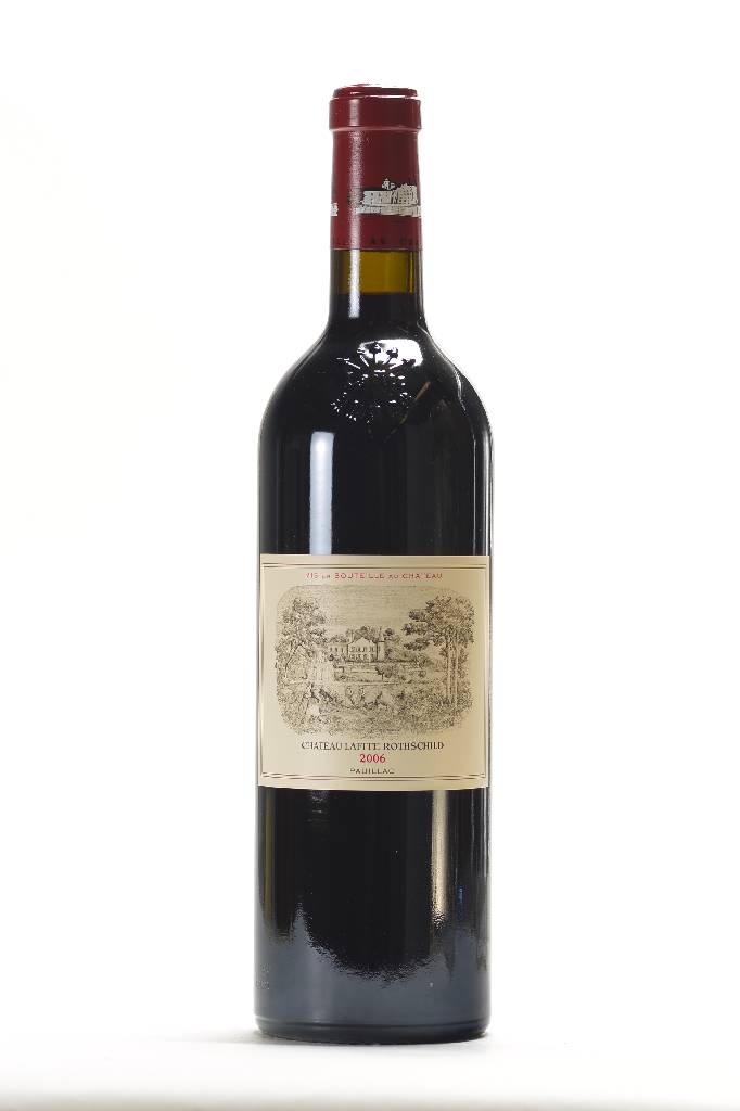 1 Flasche 2006 Chateau Lafite Rothschild, Pauillac, 12,5 % Vol, ca. 75 cl, Füllstand: ca. into neck, unverkostet, sehr guter Erhaltungszustand, ...