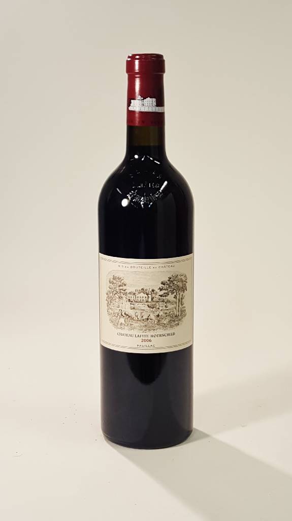 1 Flasche 2006 Chateau Lafite Rothschild, Pauillac, 12,5 % Vol, ca. 75 cl, Füllstand: ca. into neck, unverkostet, sehr guter Erhaltungszustand, ...