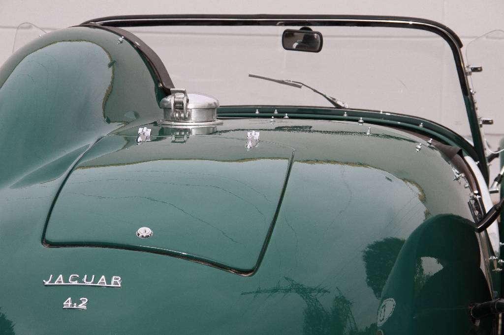 Detail c: Jaguar Ronart Roadster, Fahrgestellnummer SAJJCALP4CC368572, EZ 06.04.1984, 2. Hand, Laufleistung ca. 17.500 km, HU 01.2018, H-Zulassung, 151 kW/ 205 ...
