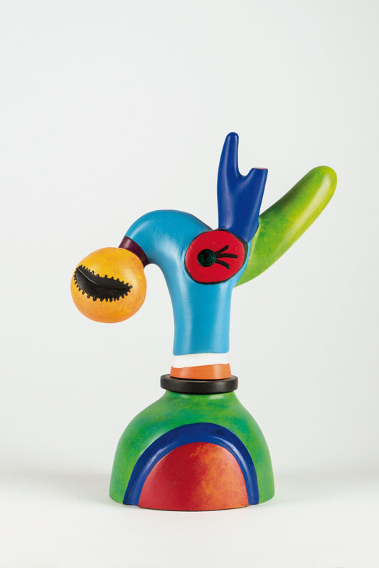 Otmar Alt, geb. 1940, Mein Haustier, Steinguss Skulptur, bunt bemalt, signiert und nummeriert 440/999, zweiteilig, H. ca. 31 cm
