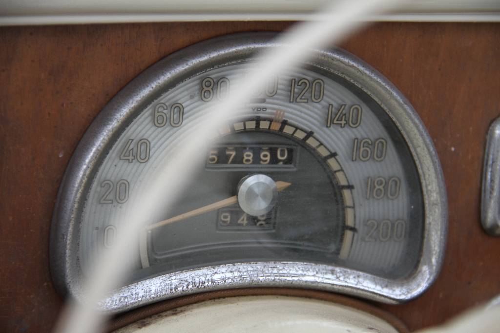 Detail i: BMW Wendler V8 502 3.2l Cabrio, Fahrgestellnummer 63702, EZ 10.07.1959, 1. Hand, Laufleistung ca. 57.890 km, 88 kW/ 120 PS, 8-Zylinder, 4-Gang ...