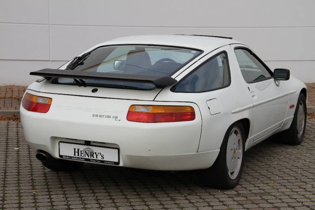 Detail b: Porsche 928 S4 Coupé, Fahrgestellnummer WPOZZZ92ZJS840242, EZ 01.09.1987, 3. Hand, Laufleistung ca. 246.949 km, 235 kW/ 320 PS, 8-Zylinder, ...