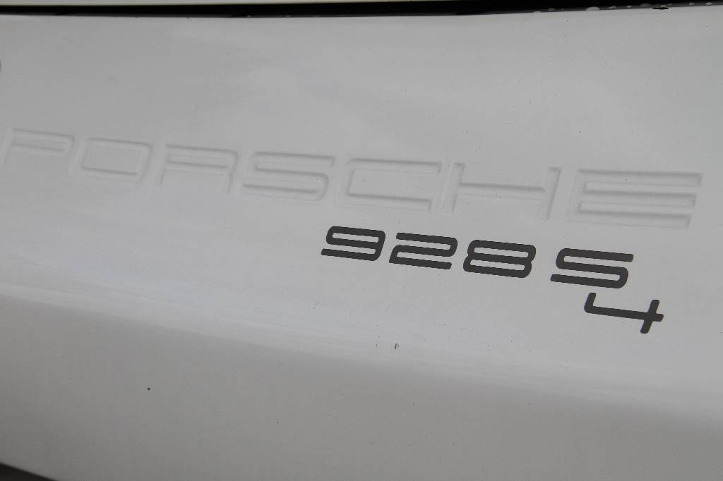 Detail f: Porsche 928 S4 Coupé, Fahrgestellnummer WPOZZZ92ZJS840242, EZ 01.09.1987, 3. Hand, Laufleistung ca. 246.949 km, 235 kW/ 320 PS, 8-Zylinder, ...