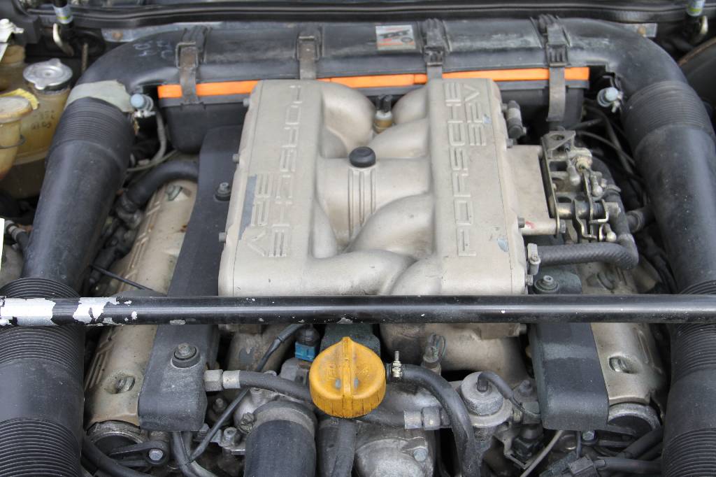 Detail i: Porsche 928 S4 Coupé, Fahrgestellnummer WPOZZZ92ZJS840242, EZ 01.09.1987, 3. Hand, Laufleistung ca. 246.949 km, 235 kW/ 320 PS, 8-Zylinder, ...